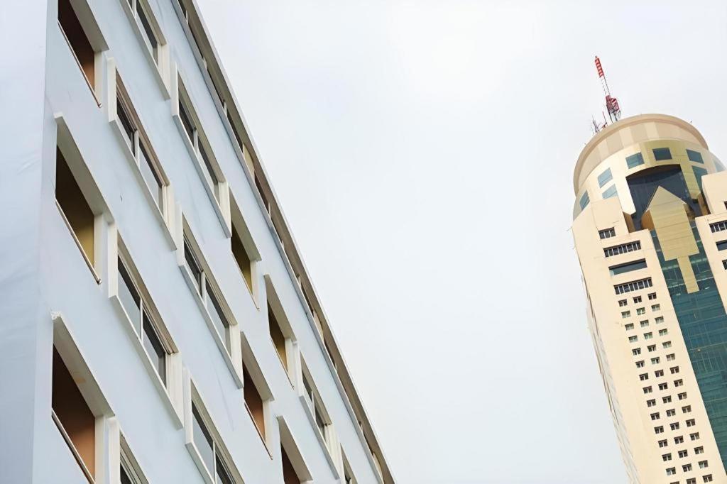 水门j2S酒店【Sha 认证】 曼谷 外观 照片